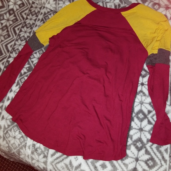 Fun top - Picture 2 of 3